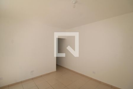 Sala de casa para alugar com 3 quartos, 84m² em Jardim Santa Cruz, São Paulo