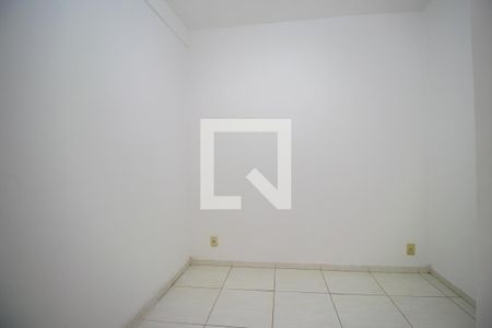 Quarto 2 de casa para alugar com 2 quartos, 85m² em Irajá, Rio de Janeiro