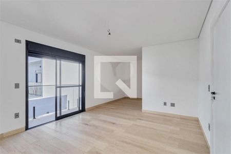 Casa à venda com 4 quartos, 376m² em Jardim Petropolis, São Paulo