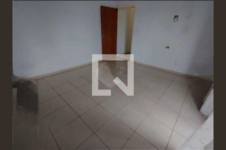 Casa à venda com 4 quartos, 173m² em Utinga, Santo André