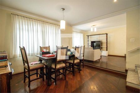 Casa à venda com 4 quartos, 218m² em Vila Nova Caledonia, São Paulo