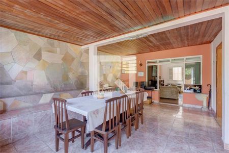 Casa à venda com 2 quartos, 140m² em Campo Grande, São Paulo