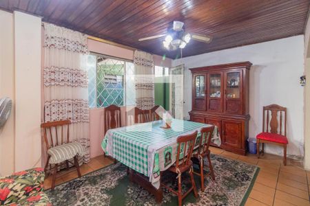 Sala de casa à venda com 3 quartos, 250m² em Azenha, Porto Alegre