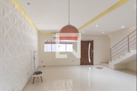 Sala de casa à venda com 3 quartos, 218m² em Jardim Uruguai, Campinas