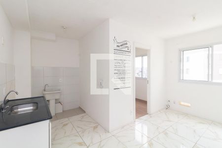 Sala/Cozinha de apartamento para alugar com 2 quartos, 33m² em Guaianases, São Paulo