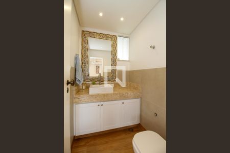 Lavabo de apartamento à venda com 5 quartos, 230m² em Pinheiros, São Paulo