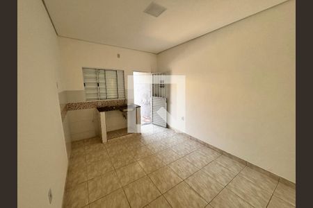 Sala/Cozinha de casa para alugar com 1 quarto, 40m² em Vila Libanesa, São Paulo