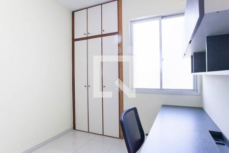 quarto 1 de apartamento à venda com 2 quartos, 54m² em Carmo, Belo Horizonte