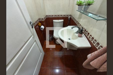 Lavabo de casa de condomínio para alugar com 3 quartos, 750m² em Barra Olímpica, Rio de Janeiro