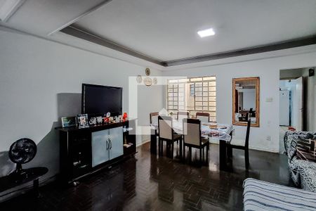 Sala de casa à venda com 4 quartos, 270m² em Ipiranga, São Paulo