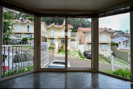 Vista de casa de condomínio à venda com 3 quartos, 168m² em Parque Assuncao, Taboão da Serra