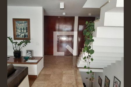 Casa à venda com 3 quartos, 368m² em Morumbi, São Paulo