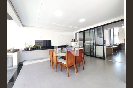 Casa à venda com 3 quartos, 230m² em Swiss Park, Campinas