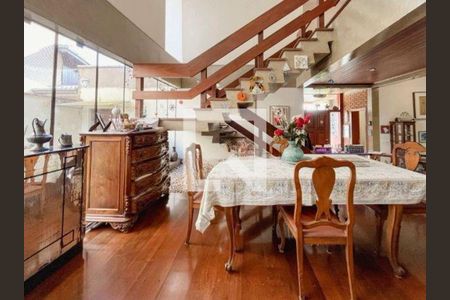 Casa à venda com 4 quartos, 400m² em Residencial Nove (Alphaville), Santana de Parnaíba