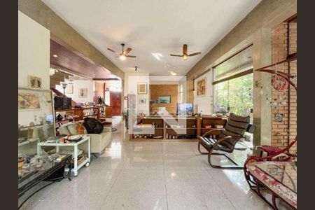 Casa à venda com 4 quartos, 400m² em Residencial Nove (Alphaville), Santana de Parnaíba