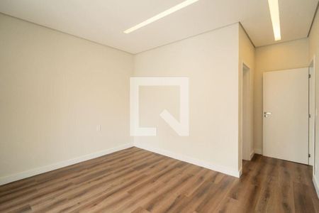 Casa à venda com 3 quartos, 259m² em Swiss Park, Campinas