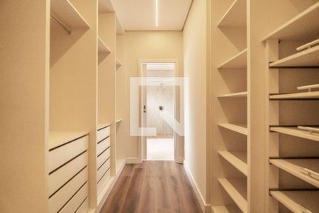 Casa à venda com 3 quartos, 259m² em Swiss Park, Campinas