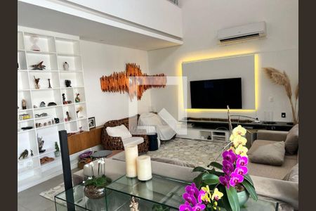 Casa à venda com 4 quartos, 450m² em Swiss Park, Campinas