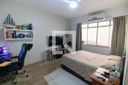 Quarto 1 de casa à venda com 3 quartos, 210m² em Santa Rosa, Niterói