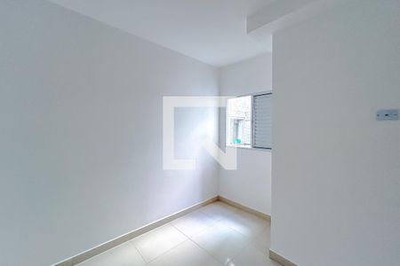 Quarto 2 de apartamento para alugar com 2 quartos, 40m² em Vila Nova Savoia, São Paulo