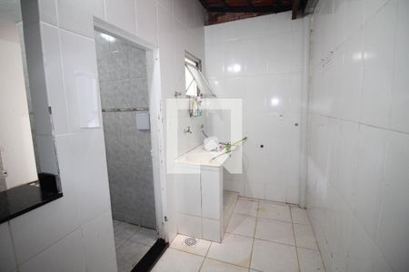Casa à venda com 86m², 3 quartos e 1 vagaÁrea de Serviço