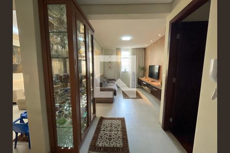 Sala de apartamento à venda com 3 quartos, 180m² em Cruzeiro, Belo Horizonte