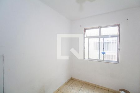 Quarto 1 de apartamento para alugar com 2 quartos, 50m² em Guadalupe, Rio de Janeiro