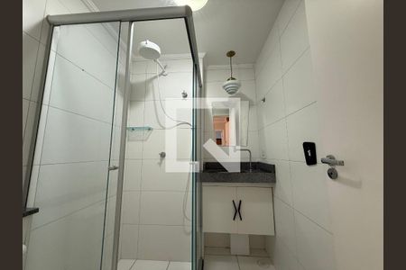 Banheiro de kitnet/studio para alugar com 1 quarto, 41m² em Vila Buarque, São Paulo