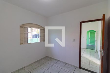 Quarto 01 da casa 01 de casa à venda com 4 quartos, 140m² em Jardim Nova Europa, Campinas