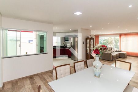 Sala de Jantar de casa à venda com 4 quartos, 320m² em Vila Irmaos Arnoni, São Paulo