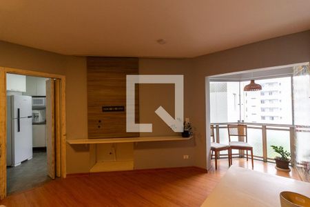 Sala de apartamento para alugar com 3 quartos, 75m² em Jardim Industrial, São Paulo