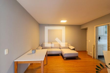 Sala de apartamento para alugar com 3 quartos, 75m² em Jardim Industrial, São Paulo