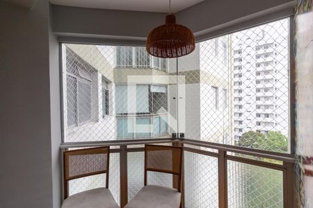 Varanda  de apartamento para alugar com 3 quartos, 75m² em Jardim Industrial, São Paulo