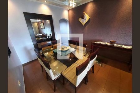 Casa à venda com 3 quartos, 181m² em Limoeiro, São Paulo