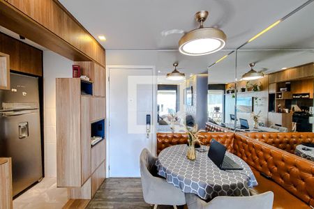 Sala de apartamento à venda com 2 quartos, 74m² em Quarta Parada, São Paulo