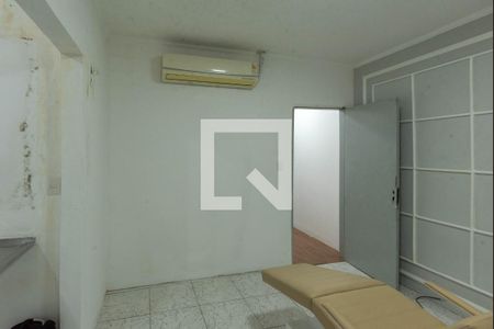 Quarto de casa para alugar com 1 quarto, 35m² em Vila Marieta, Campinas