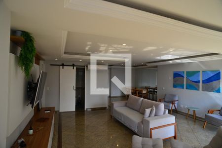 Sala de apartamento para alugar com 3 quartos, 138m² em Barra da Tijuca, Rio de Janeiro