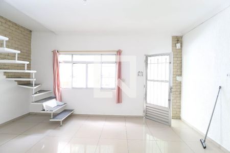 Casa para alugar com 2 quartos, 110m² em Conjunto Habitacional Jova Rural, São Paulo