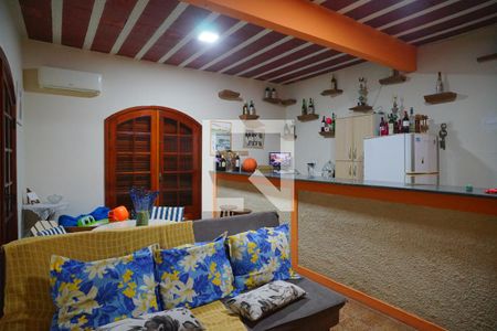 Sala 1 de casa para alugar com 4 quartos, 349m² em Itaipuaçu, Maricá