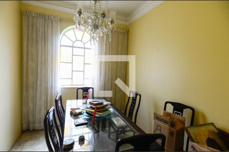 Sala de casa à venda com 3 quartos, 182m² em Tijuca, Rio de Janeiro