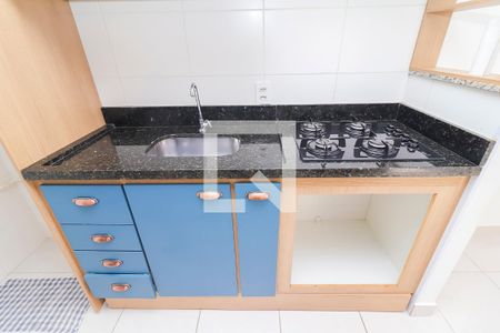 Sala/Cozinha de apartamento para alugar com 2 quartos, 38m² em Vila Carmosina, São Paulo