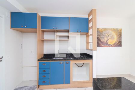 Sala/Cozinha de apartamento para alugar com 2 quartos, 38m² em Vila Carmosina, São Paulo