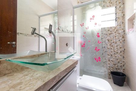 Banheiro de casa à venda com 5 quartos, 400m² em Bussocaba, Osasco