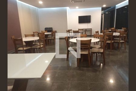 Apartamento à venda com 3 quartos, 137m² em Vila Santo Estefano, São Paulo