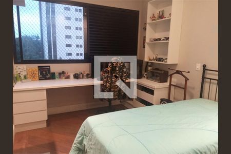 Apartamento à venda com 3 quartos, 137m² em Vila Santo Estefano, São Paulo