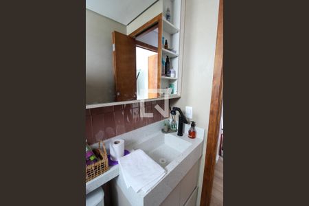 Banheiro de apartamento para alugar com 2 quartos, 49m² em Butantã, São Paulo