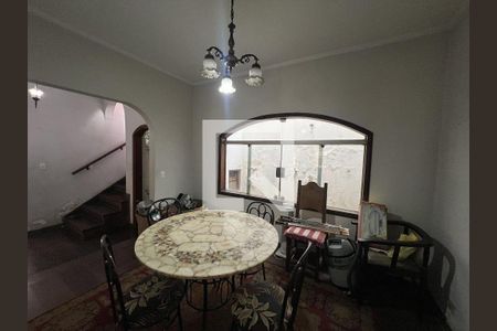 Casa à venda com 4 quartos, 232m² em Nova Petrópolis, São Bernardo do Campo