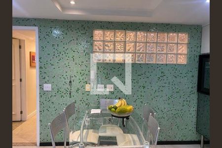 Apartamento à venda com 4 quartos, 190m² em Icaraí, Niterói