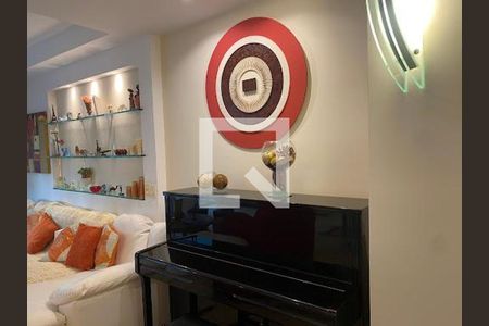 Apartamento à venda com 4 quartos, 190m² em Icaraí, Niterói