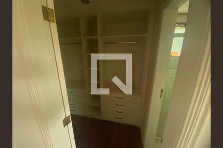 Casa à venda com 4 quartos, 600m² em Barra da Tijuca, Rio de Janeiro